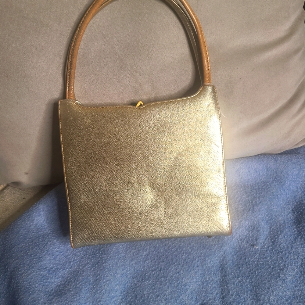 Vintage Sydney California gold hand bag